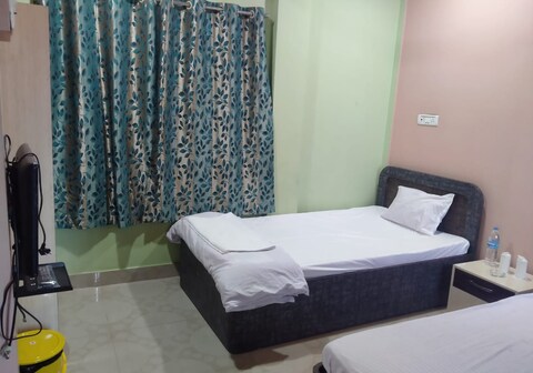 ROOP AMRIT GUEST HOUSE