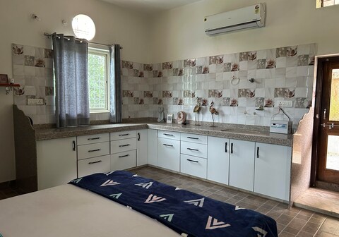 Varda valley farm stay, near bahubali hills