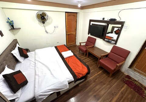 Hotel Zero Miles Kargil