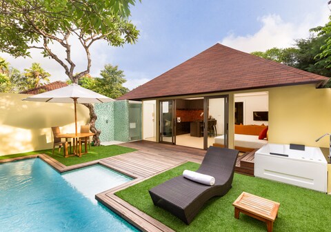 داونتاون فيلاز