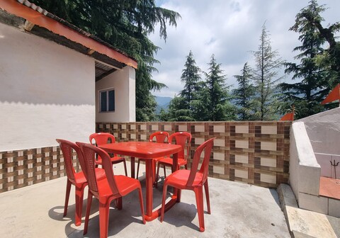 Hotel Binny Dalhousie