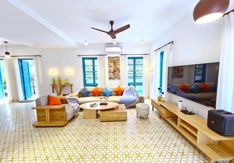 Iksana by Dancenter 3 BHK Pvt Pool in Siolim