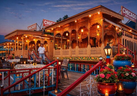 Chicago Group of Houseboats