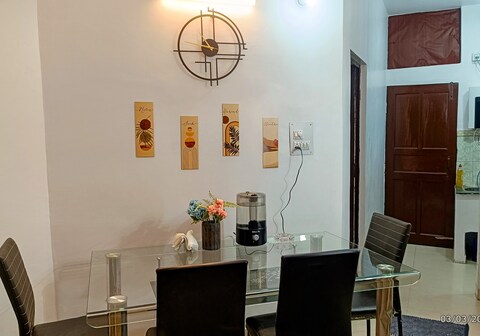 ZY Stays White Crystal Party Group Couple Family