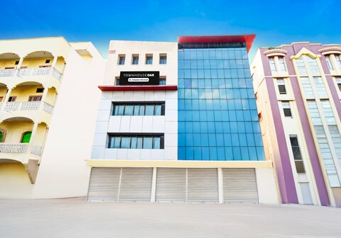 Super Townhouse OAK Santosh Nagar Hyderabad