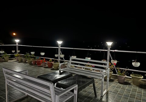 Naturescape | Suite with Mountain, Valley and Sunrise View