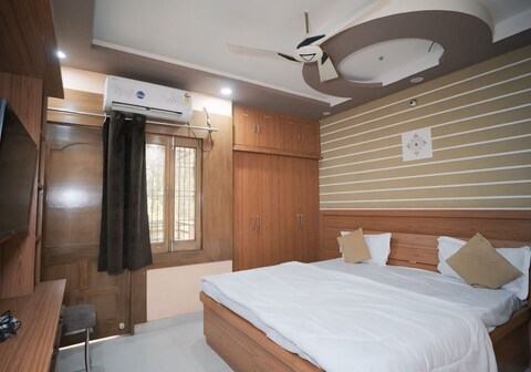 Himalaya Inn Guest House