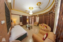 Geeta Kuti Apartment, Varanasi Geeta Kuti Apartment, Varanasi