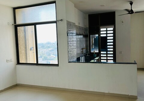 High floor with ventilated room