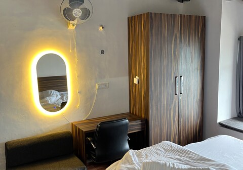 Himalayanblues cottage&stays