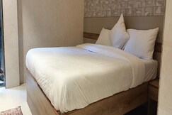 Hotel Eastern Plaza, Mumbai Hotel Eastern Plaza, Mumbai