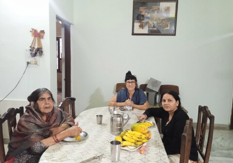 Shanti Niketan Hostel & Homestay