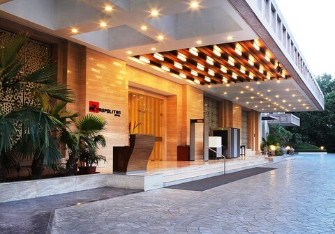 Ring Angkor Boutique