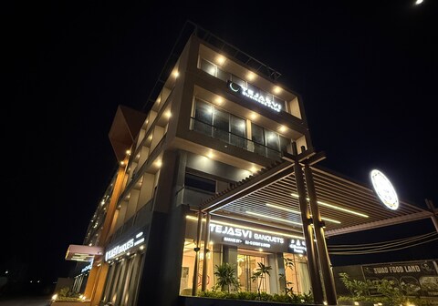 TEJASVI BANQUETS