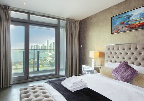 Silk Valley - Luxury 1B close to Creek & Metro