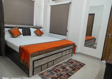 Geeta's Homestay | 2BHK & 3BHK Apartment