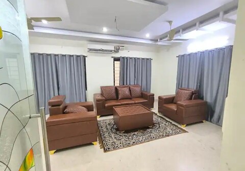 BLIV Inn 2BHK Suite Room in Banjara