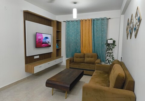 M's Cozy Unwind - Dahlia