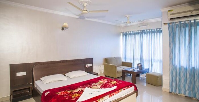 Super Deluxe Double Bed Room