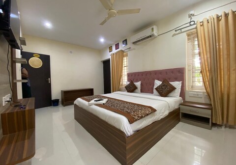 Mahavir Galaxy Homestay