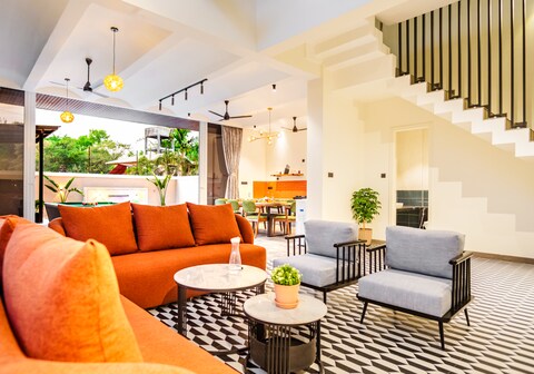 4BR Patchway Glee By Aaramghar Stays