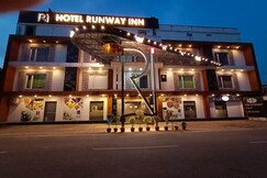 Hotel Runway Inn, Varanasi Hotel Runway Inn, Varanasi