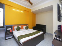OYO 9573 Hotel UD ASSI Inn, Varanasi OYO 9573 Hotel UD ASSI Inn, Varanasi