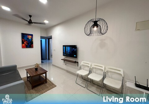 1BHK Service Aprt In Lower Parel by Flora Stays