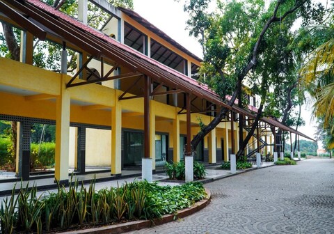 Shanti Resorts