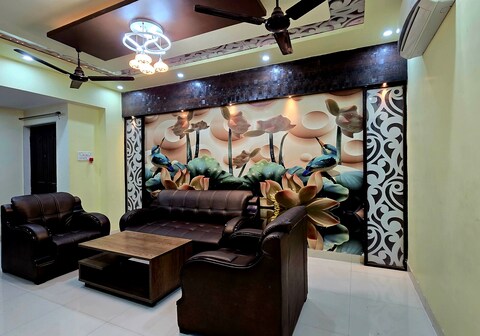 Comfort Home Luxury 3BHK Stay | Modern Amenities