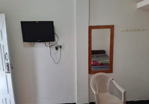 Neeli Malai 2BHK Villa near Doddabetta Peak