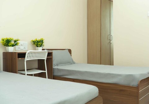 Z Express Indus (Female Only)