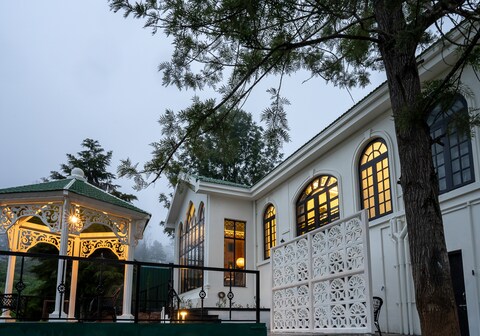 LohonoStays Villa Melrose