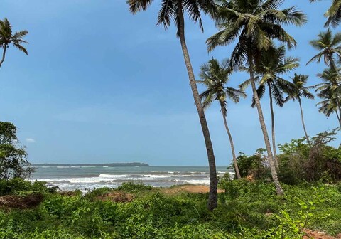 StayVista I Bay View 4 BHK Pool Villa