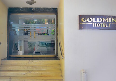 Gold Mine Hotel