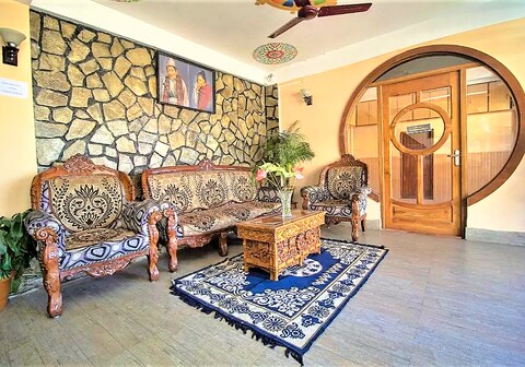 Lama Dhim Residency