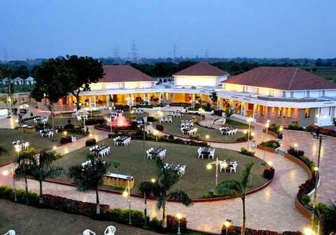 Rangoli Park Hotel & Resort