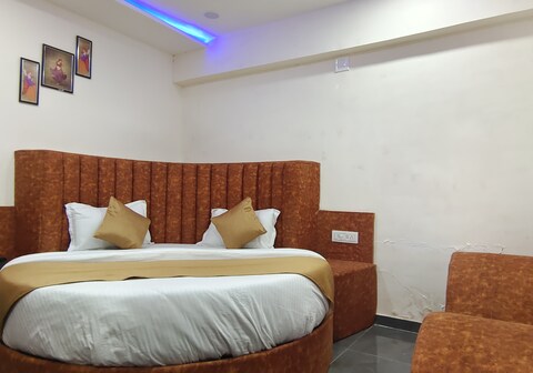 hotel new kunj villa