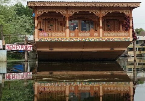 New Export houseboat