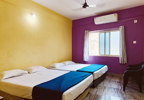 Mahadev Ashram 300M From Shree Jagannath Temple