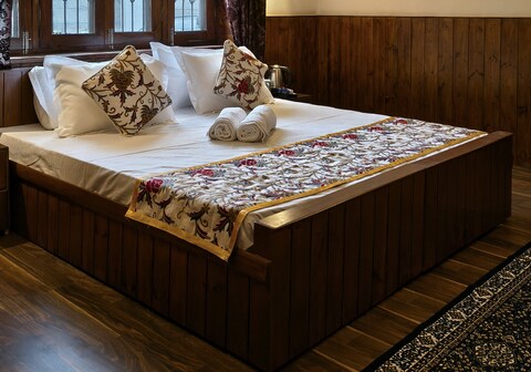 Willow Manor, Srinagar