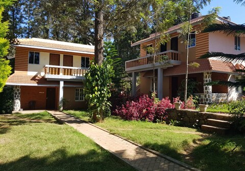 Coastal Grand JMA Resorts, Sirumalai