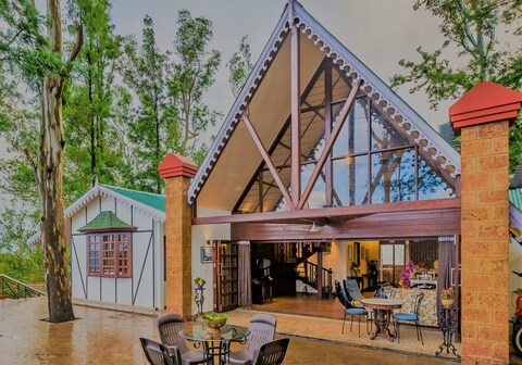 SaffronStays Tudor Rose