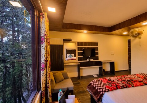 Hotel Highland | Mall Road | Dalhousie