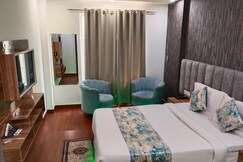 Hotel Royal Palace, Paschim Vihar, Delhi Hotel Royal Palace, Paschim Vihar, Delhi