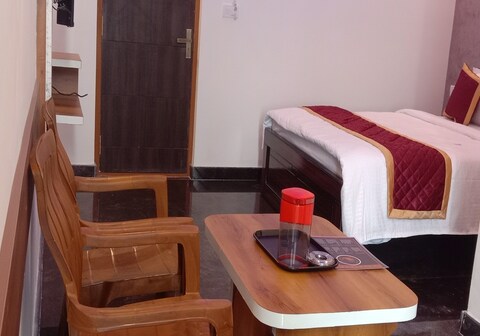 DAY AND NIGHT TONIQUE BOARDING AND LODGING