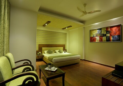 Hotel Subash International