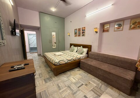 The Nest Studio
