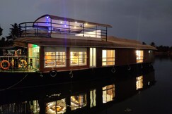Alleppey Crystal Holidays Houseboats , Alleppey Alleppey Crystal Holidays Houseboats , Alleppey
