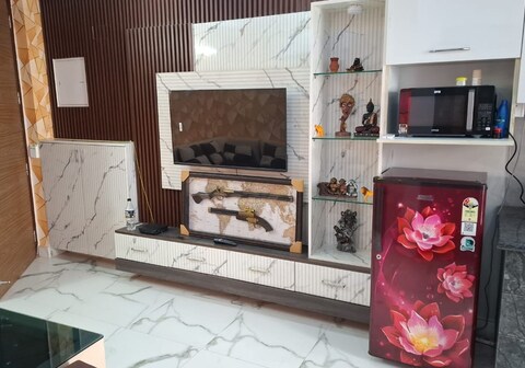 Yesobhumi Service Apartment